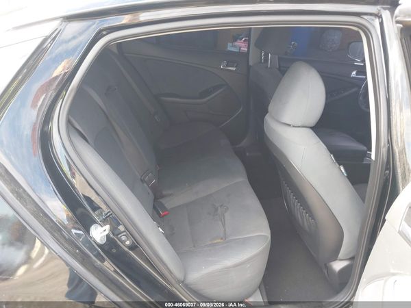 2016 KIA OPTIMA HYBRID GL - Middle-low