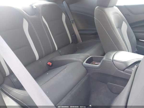 2016 CHEVROLET CAMARO 1LT — I8