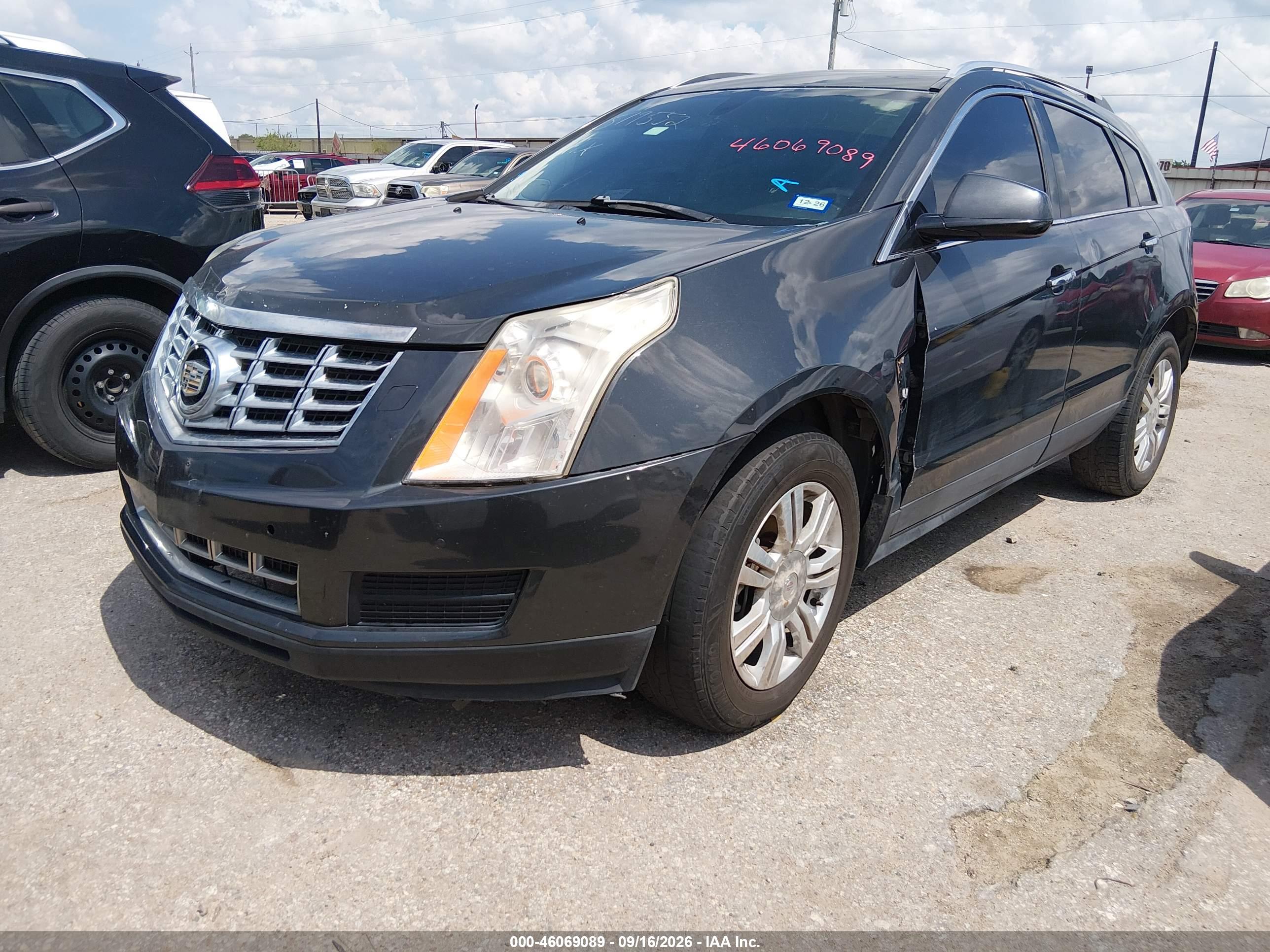 2016 CADILLAC SRX LUXURY COLLECTION — I2