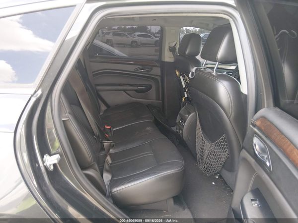 2016 CADILLAC SRX LUXURY COLLECTION — I8