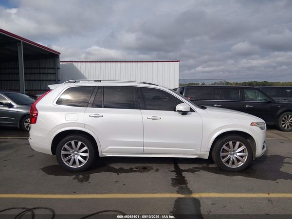 2016 VOLVO XC90 T6 MOMENTUM — I116