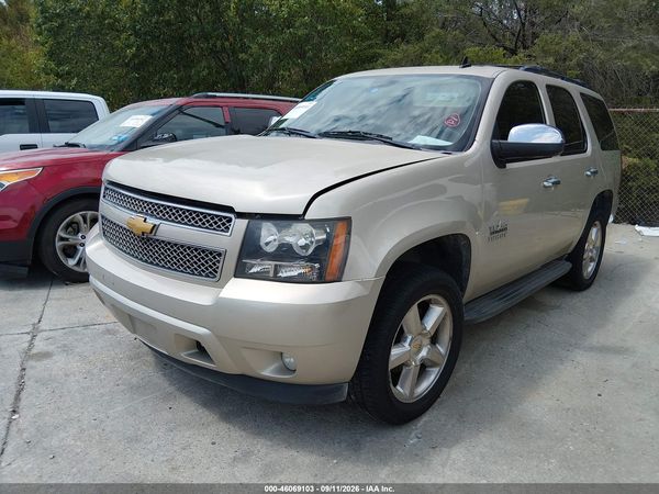 2013 CHEVROLET TAHOE LS — I2