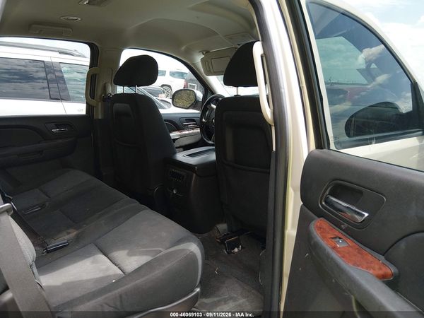 2013 CHEVROLET TAHOE LS — I8