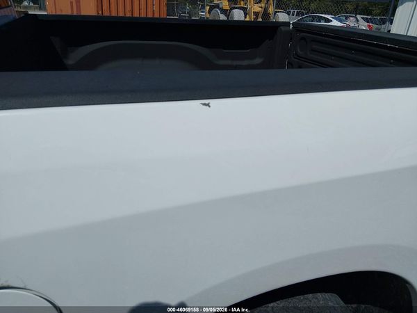 2017 RAM 1500 TRADESMAN  4X2 5'7 BOX — I6