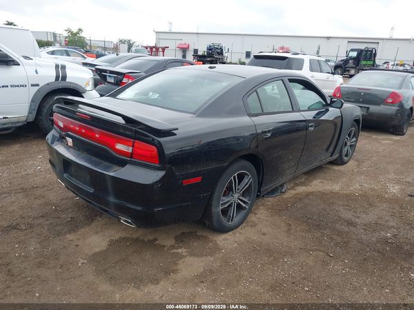 2013 DODGE CHARGER SXT