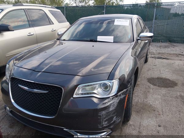 2015 CHRYSLER 300 LIMITED