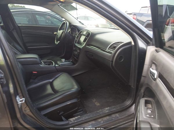 2015 CHRYSLER 300 LIMITED
