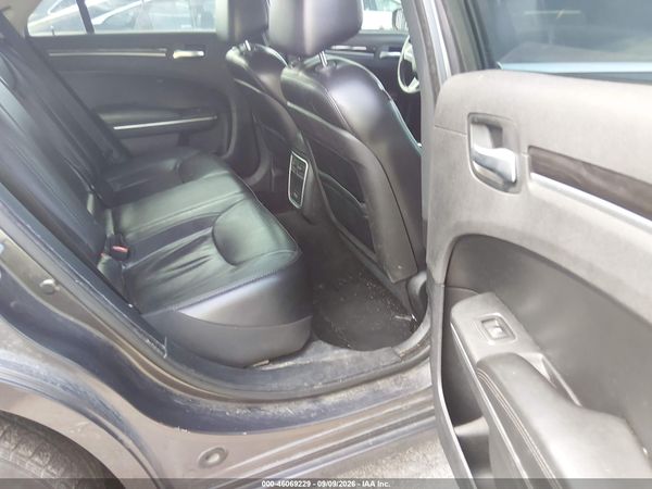 2015 CHRYSLER 300 LIMITED