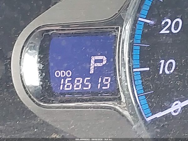 2014 TOYOTA SIENNA XLE V6 8 PASSENGER
