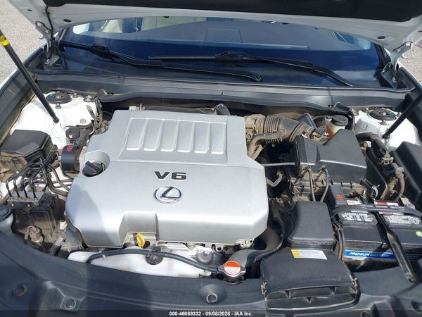 2016 LEXUS ES 350 — I10