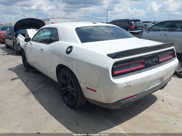 2018 DODGE CHALLENGER SXT PLUS — I3