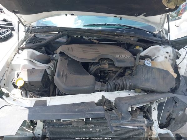 2018 DODGE CHALLENGER SXT PLUS — I10