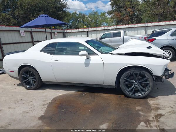2018 DODGE CHALLENGER SXT PLUS — I116