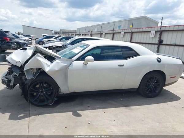 2018 DODGE CHALLENGER SXT PLUS — I117
