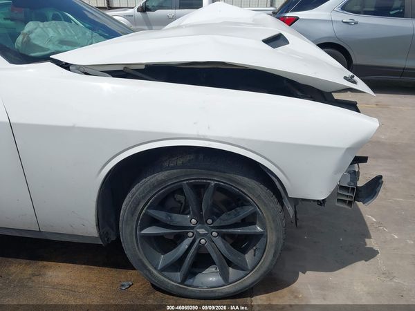 2018 DODGE CHALLENGER SXT PLUS — I153