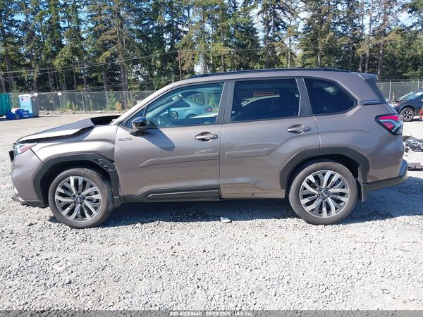 2025 SUBARU FORESTER TOURING HYBRID — I117