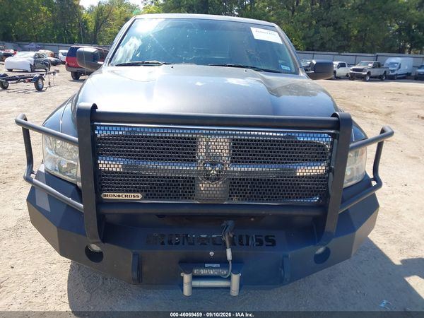 2017 RAM 1500 TRADESMAN  4X4 6'4 BOX — I6