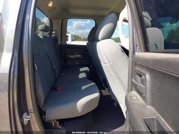 2017 RAM 1500 TRADESMAN  4X4 6'4 BOX — I8