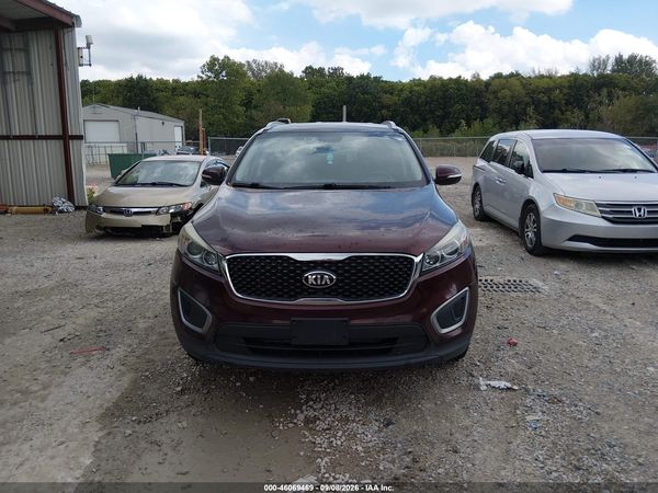 2017 KIA SORENTO 2.4L LX — I6