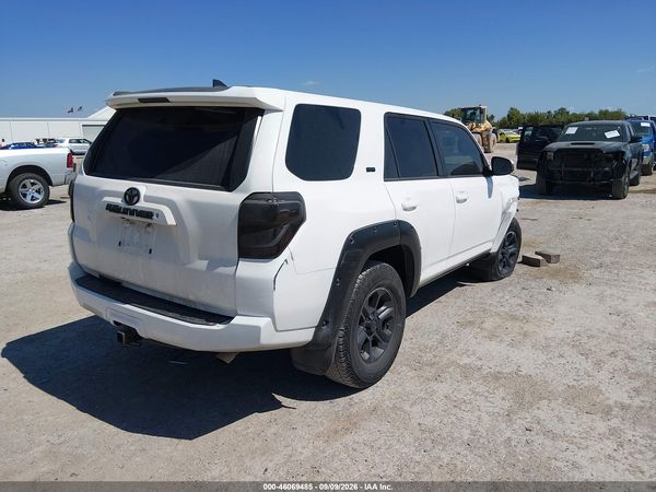 2016 TOYOTA 4RUNNER SR5 — I4