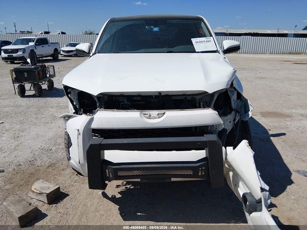 2016 TOYOTA 4RUNNER SR5 — I6
