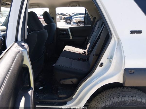 2016 TOYOTA 4RUNNER SR5 — I8
