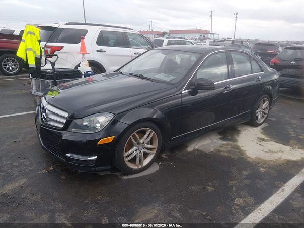 2012 MERCEDES-BENZ C 300 SPORT 4MATIC
