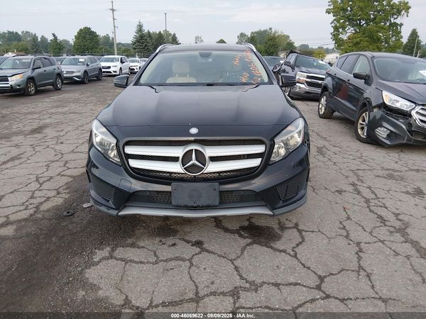 2015 MERCEDES-BENZ GLA 250 4MATIC