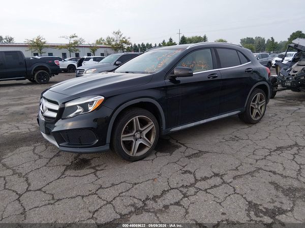2015 MERCEDES-BENZ GLA 250 4MATIC