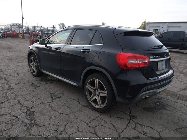 2015 MERCEDES-BENZ GLA 250 4MATIC