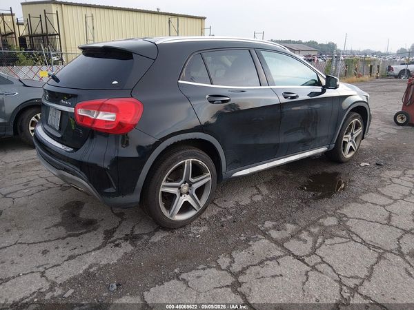 2015 MERCEDES-BENZ GLA 250 4MATIC