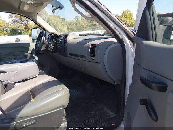 2012 CHEVROLET SILVERADO 2500HD WORK TRUCK — I5