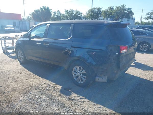 2017 KIA SEDONA LX — I3
