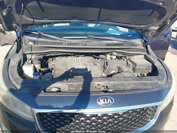 2017 KIA SEDONA LX — I10