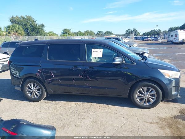 2017 KIA SEDONA LX — I116