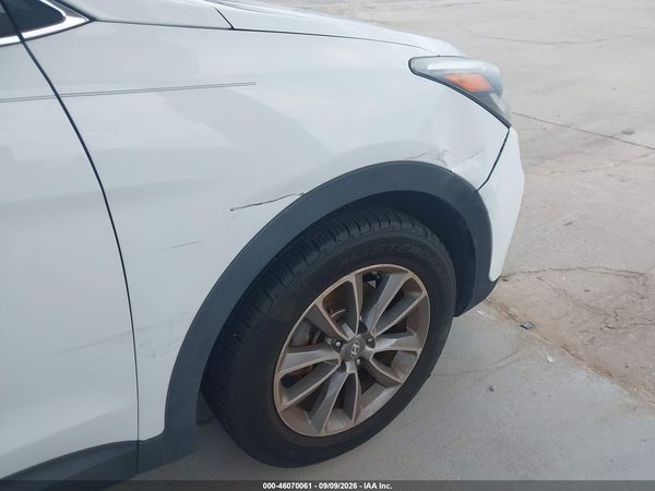 2017 HYUNDAI SANTA FE SE
