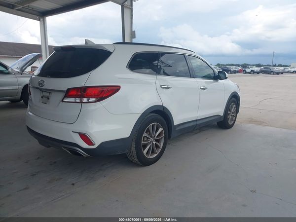 2017 HYUNDAI SANTA FE SE