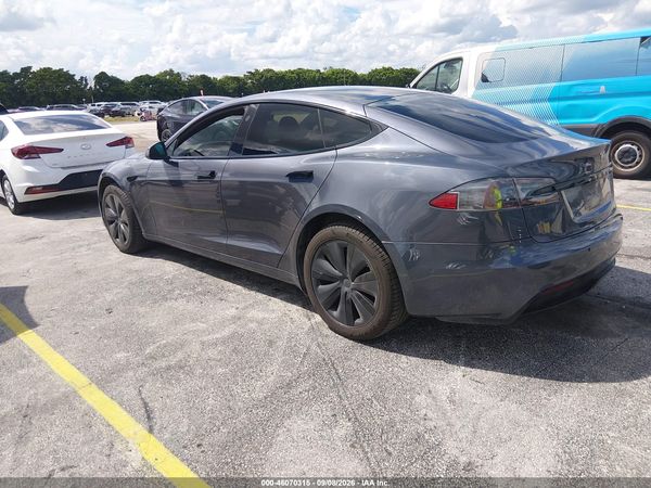 2021 TESLA MODEL S — I3