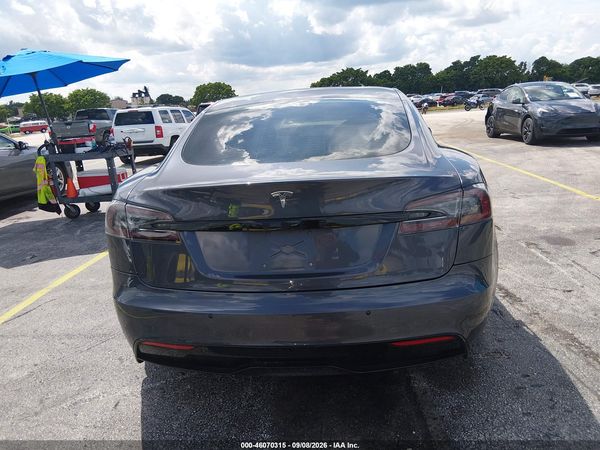 2021 TESLA MODEL S — I119