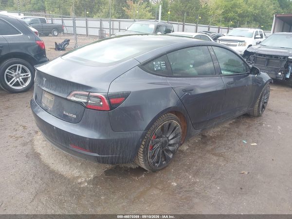 2021 TESLA MODEL 3 — I4