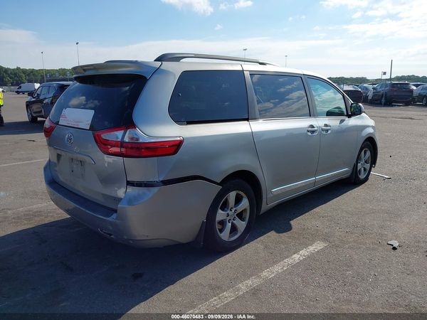 2017 TOYOTA SIENNA LE 8 PASSENGER — I4