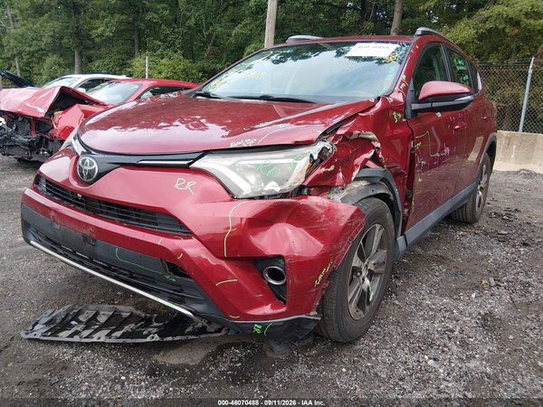 2018 TOYOTA RAV4 XLE — I6