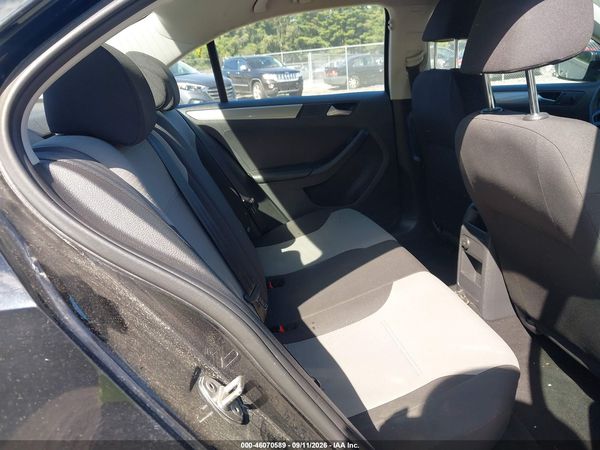 2017 VOLKSWAGEN JETTA 1.4T S — I8