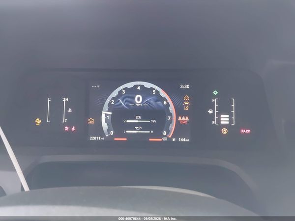 2024 TOYOTA TACOMA SR — I7