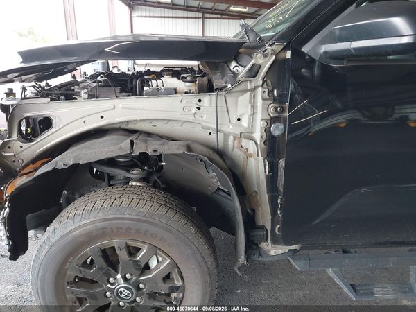 2024 TOYOTA TACOMA SR — I152