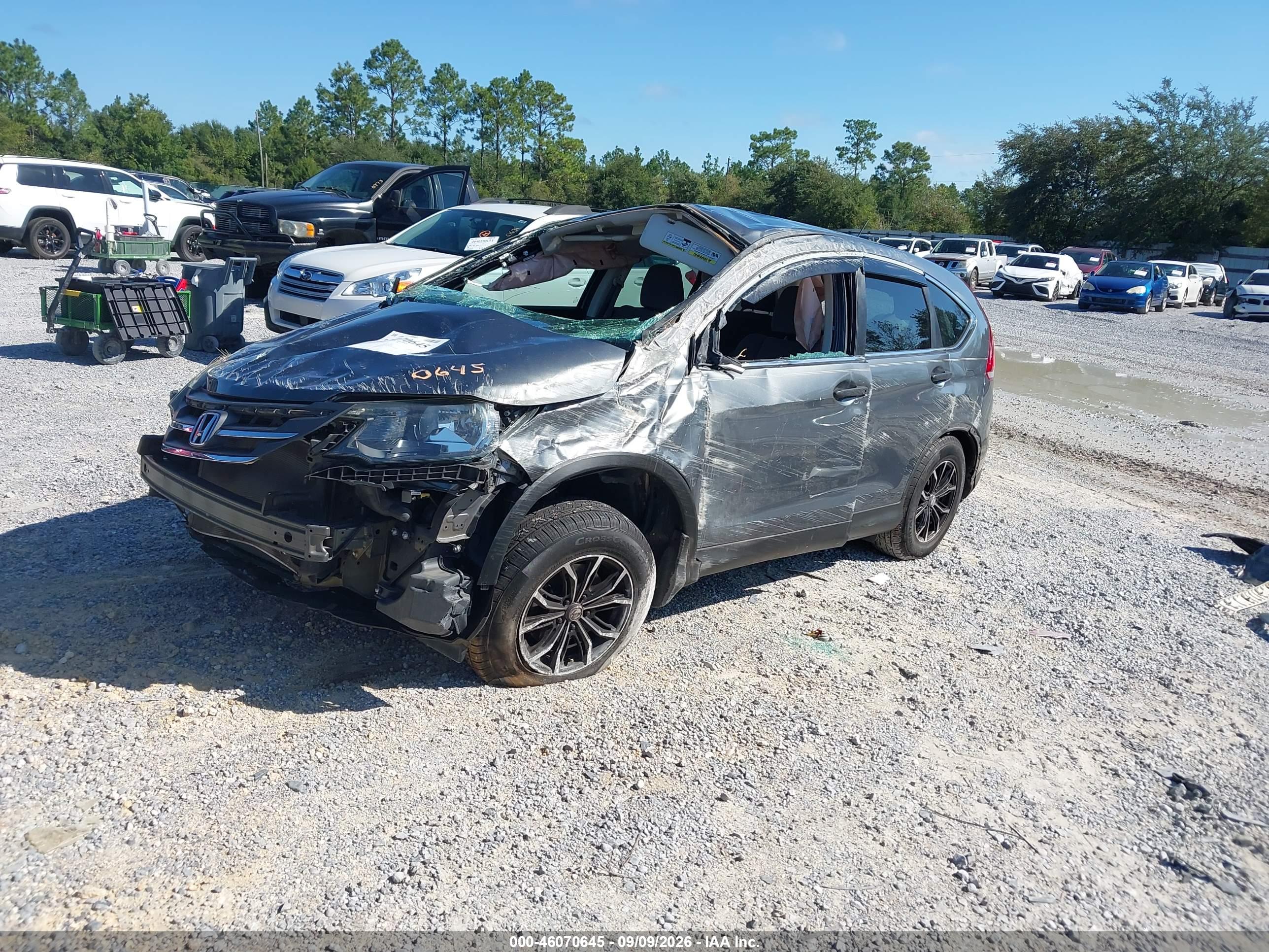 2014 HONDA CR-V LX — I2