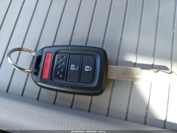 2014 HONDA CR-V LX — I11