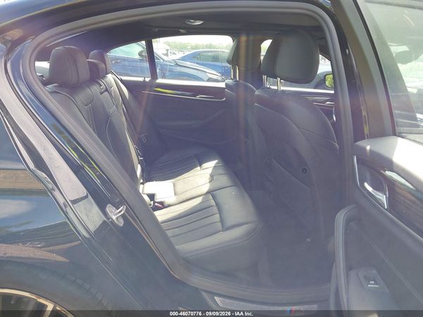2021 BMW 530I — I8