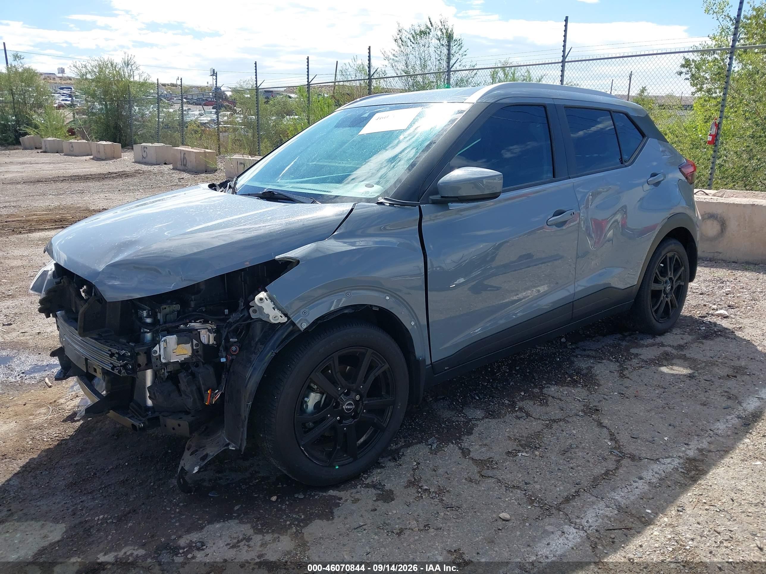 2024 NISSAN KICKS SV XTRONIC CVT — I2