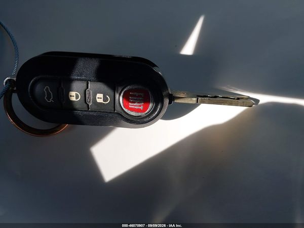 2015 FIAT 500L LOUNGE — I11